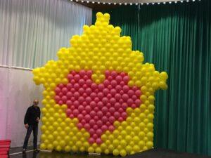De Ballonnenkoning - ballonwand of ballonmuur - geel roze
