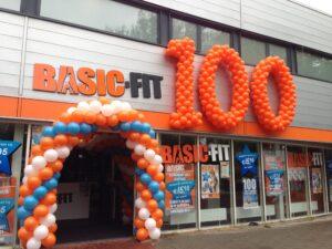 De Ballonnenkoning - ballonboog - oranje wit licht blauw