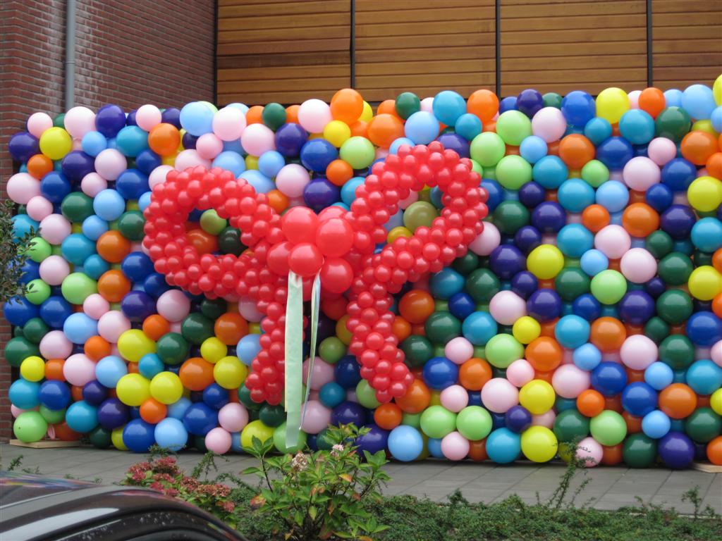 De Ballonnenkoning - ballonwand of ballonmuur - willekeurige kleuren