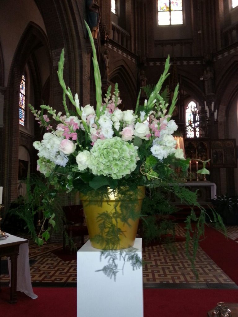 De Ballonnenkoning - bloem decoratie - bloemstuk - wit groen roze