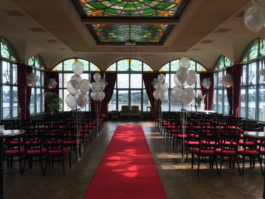 De Ballonnenkoning-Zalmhuis-diner-grand-salle-ballonnen-helium-ceremonie-decoratie