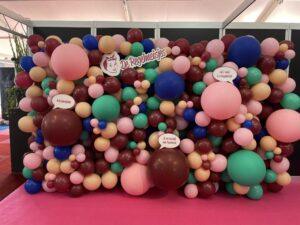 De Ballonnenkoning – ballonwand of ballonmuur – Organisch
