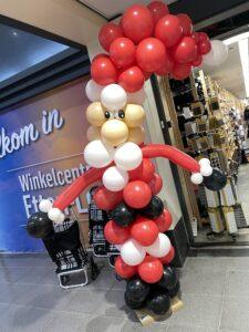 De Ballonnenkoning – Kerstman 2,7 meter De Ballonnenkoning – Kerstman 2,7 meter