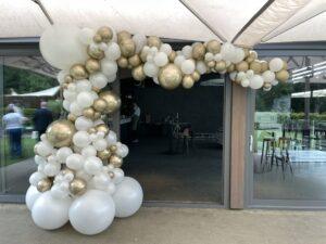 De Ballonnenkoning – Organische ballontak – Goud en Wit De Ballonnenkoning – Organische ballontak – Goud en Wit