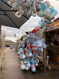 De Ballonnenkoning – Organische decoratie tak kerst De Ballonnenkoning – Organische decoratie tak kerst