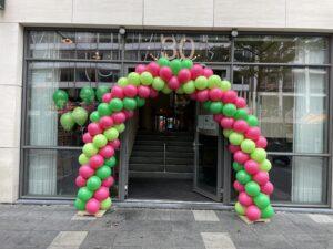 De Ballonnenkoning – Ballonboog standaard voor opening in Rotterdam