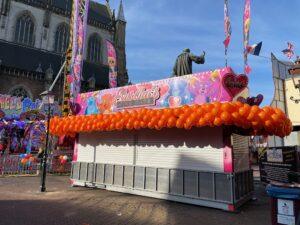 De Ballonnenkoning – Kermis decoratie met ballonnen oranje
