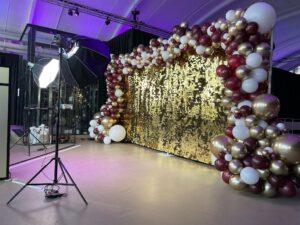 De ballonnenkoning – Backdrop shimmerwall large De ballonnenkoning – Backdrop shimmerwall large