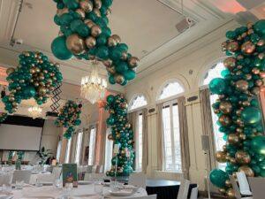 De Ballonnenkoning – Organische decoratie Iftar decoratie