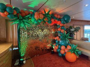Backdrop Goud- SS Rotterdam – De Ballonnenkoning Backdrop Goud- SS Rotterdam – De Ballonnenkoning