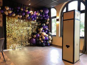 De Ballonnenkoning – Decoratie Fotoblokje Goud met backdrop goud De Ballonnenkoning – Decoratie Fotoblokje Goud met backdrop goud