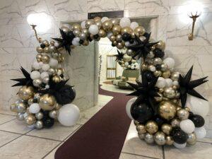 De Ballonnenkoning – Organische ballonboog Goud-Wit-Zwart Den haag De Ballonnenkoning – Organische ballonboog Goud-Wit-Zwart Den haag