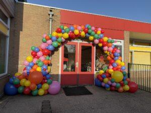 De Ballonnenkoning – Organische ballonboog assortiment kleuren