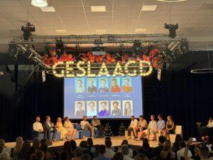 De Ballonnenkoning – Lichtletters GESLAAGD in Truss De Ballonnenkoning – Lichtletters GESLAAGD in Truss