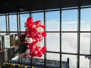 De Ballonnenkoning – Celest decoratie WOW Danish Link deco railing